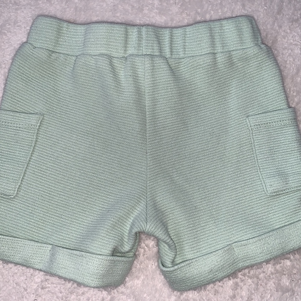 Star Wars Disney Baby Yoda 2 pc. Outfit 24M Green & Ivory EUC Hoodie & Shorts - Picture 12 of 12